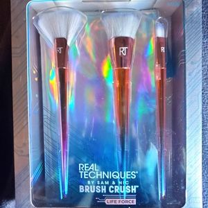 Real techniques by sam & nic seasonal exclusive brush set